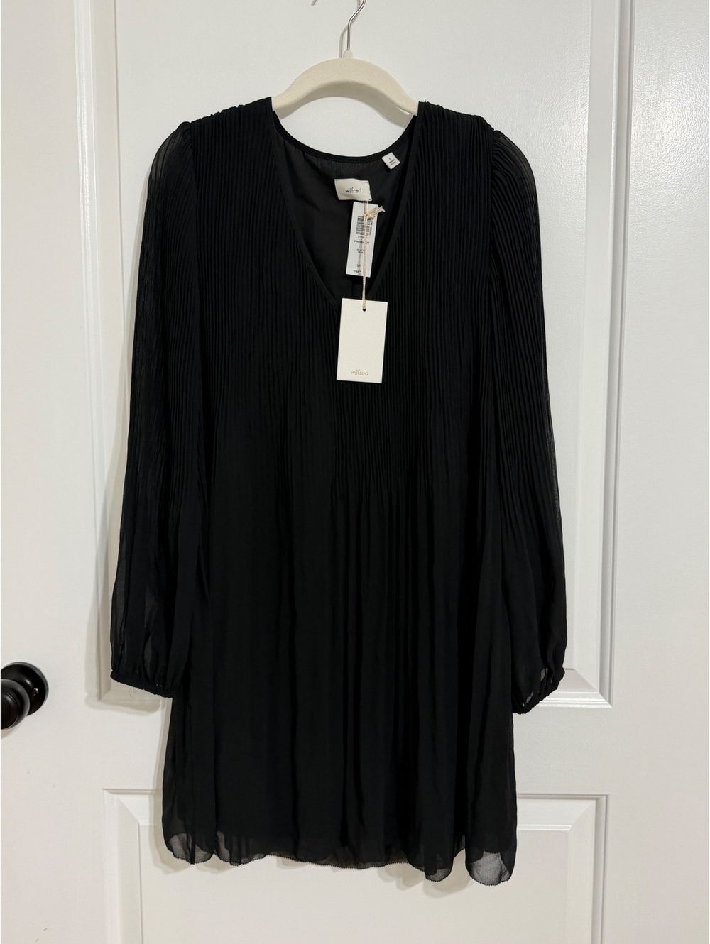 Aritzia Wilfred Prophecy Dress Black Pleated Chiffon Mini NWT Small